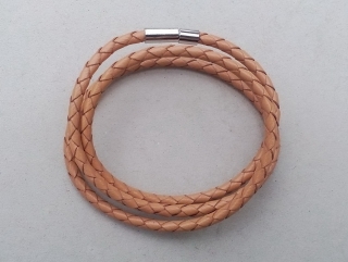 KOŽENÝ NÁRAMOK PLETENÝ